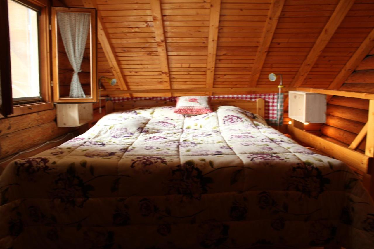 B&B Le Corone - Chalet Nel Bosco Cavalo Екстер'єр фото