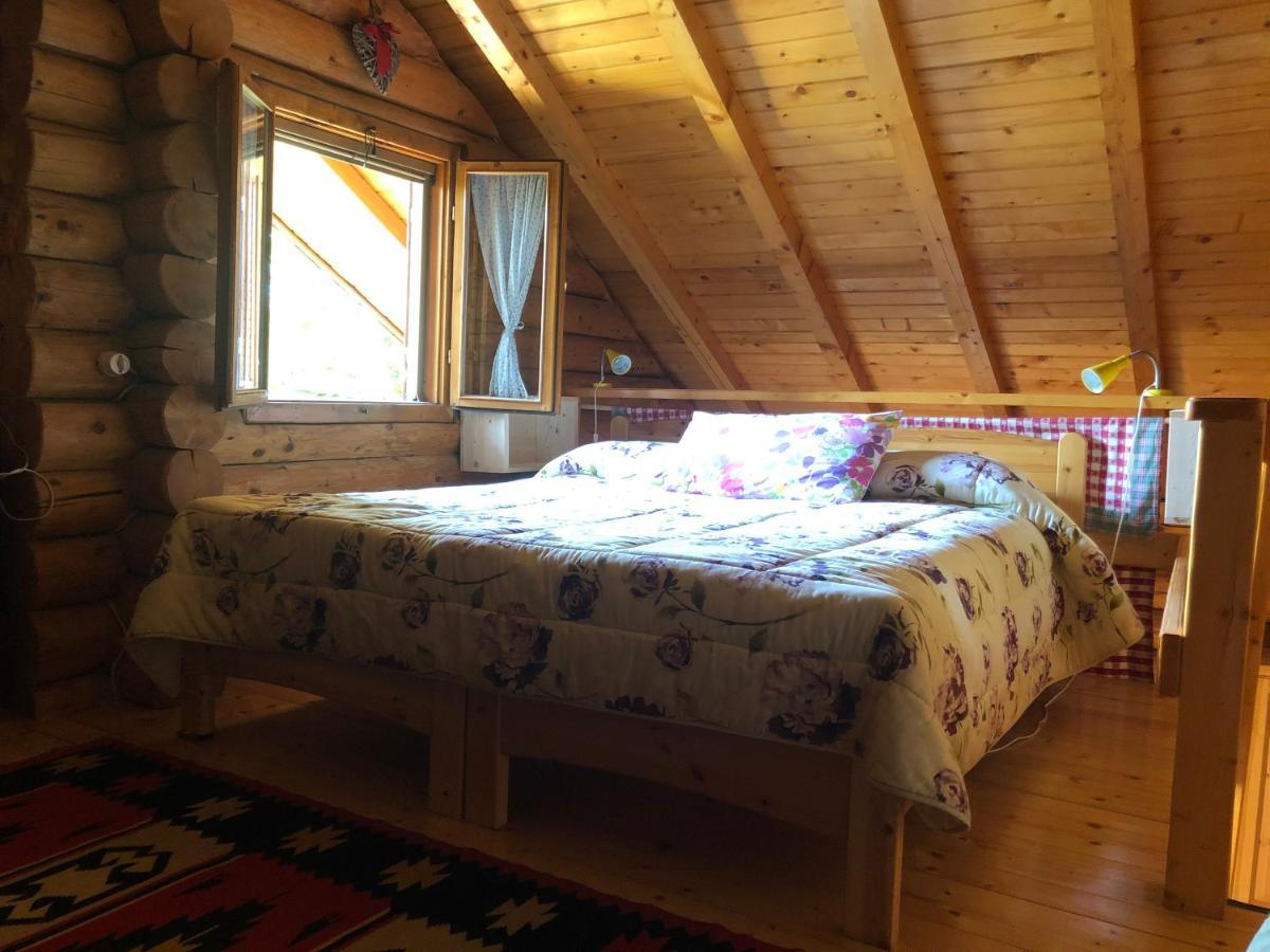 B&B Le Corone - Chalet Nel Bosco Cavalo Екстер'єр фото