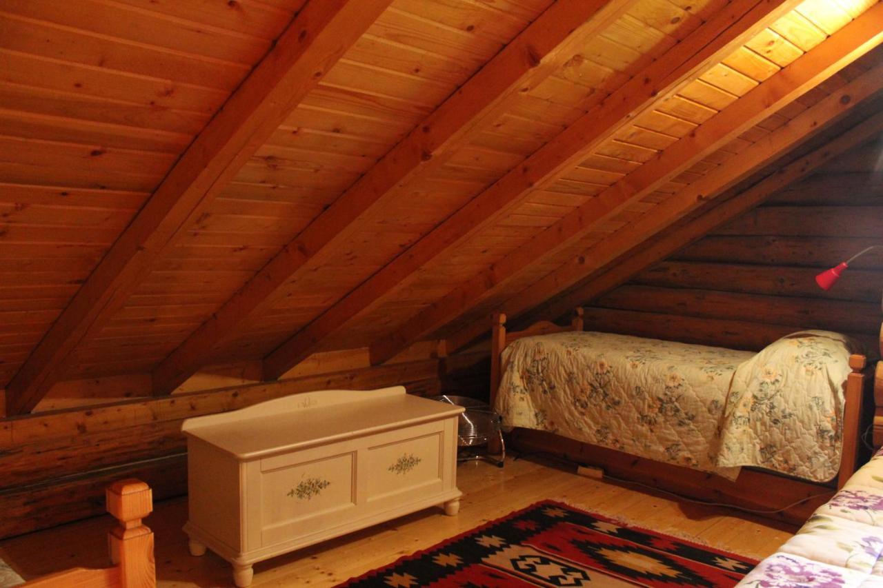 B&B Le Corone - Chalet Nel Bosco Cavalo Екстер'єр фото